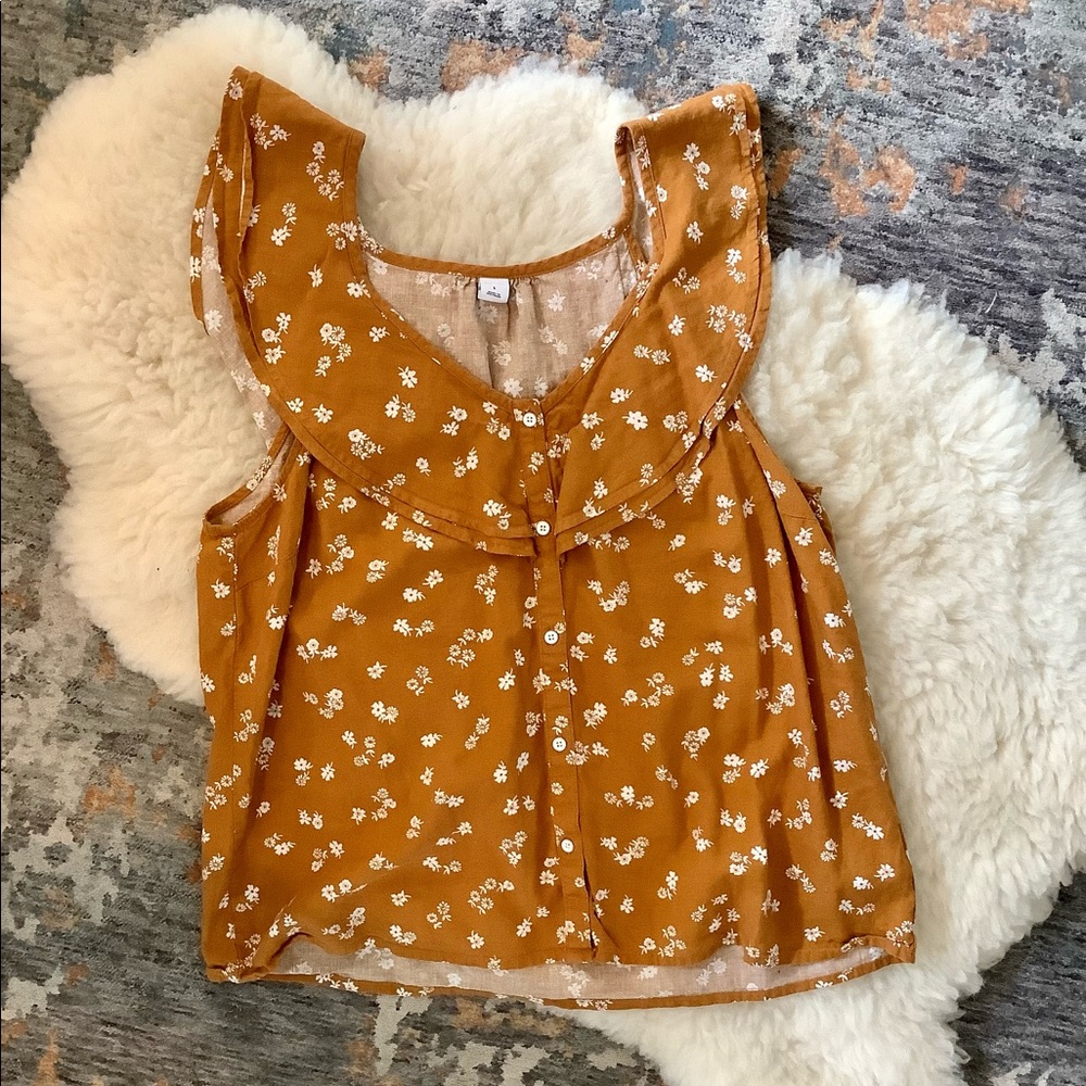 Flutter Sleeve Old Navy Blouse